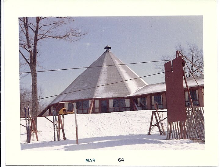Fonro Lodge Resort Motel (Cole Creek) - Ski Lodge From Jim Jacques